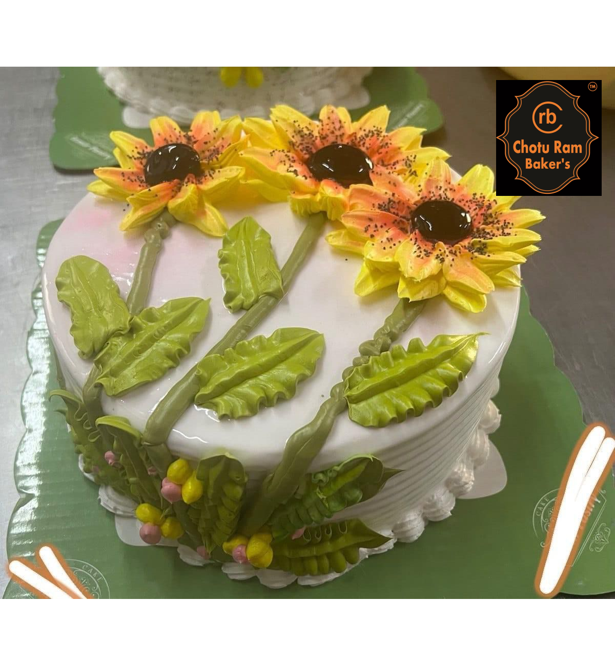 Floral Anniversary Cake | 2 tier Floral Cake | Order Wedding Cakes in  Bangalore – Liliyum Patisserie & Cafe